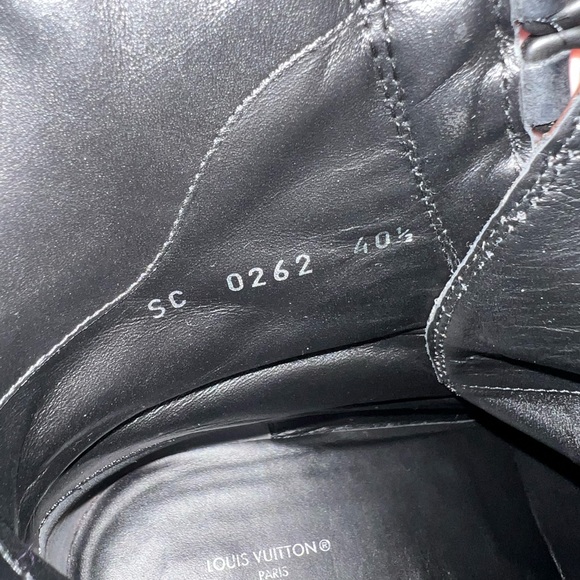 Louis Vuitton Laureate Platform Desert Boot - Picture 14 of 15